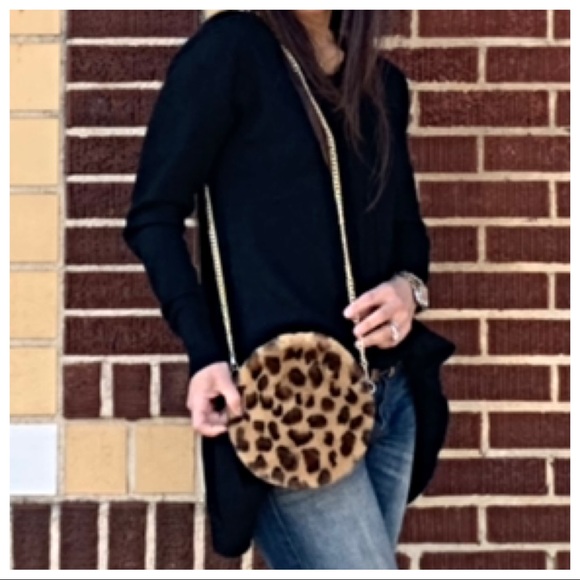 Handbags - #25 ✨LAST ONE ✨PARIS Faux fur leopard cross body bag